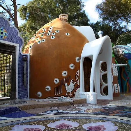Euphoria Art Land - The Earth House Hébergement de vacances Limassol