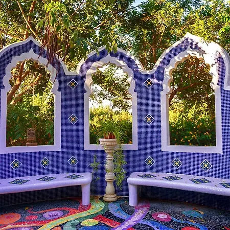 Euphoria Art Land - The Earth House Limassol