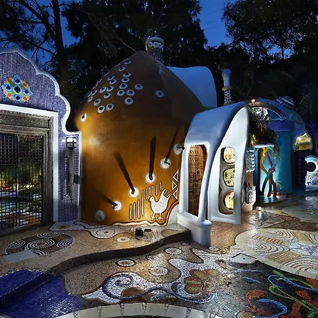 Euphoria Art Land - The Earth House Holiday home Limassol